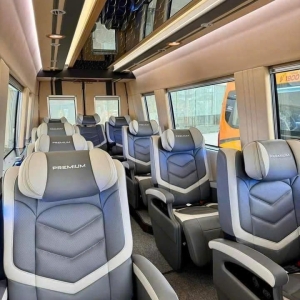Limousine 9 Ghế Ngồi