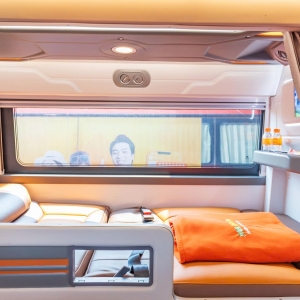 Limousine 24 Cabin